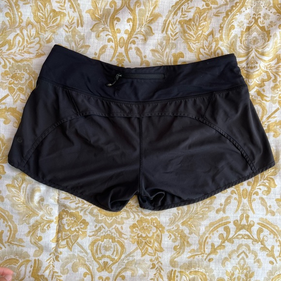 Lululemon Speed Up Short Size 10 - Picture 3 of 4